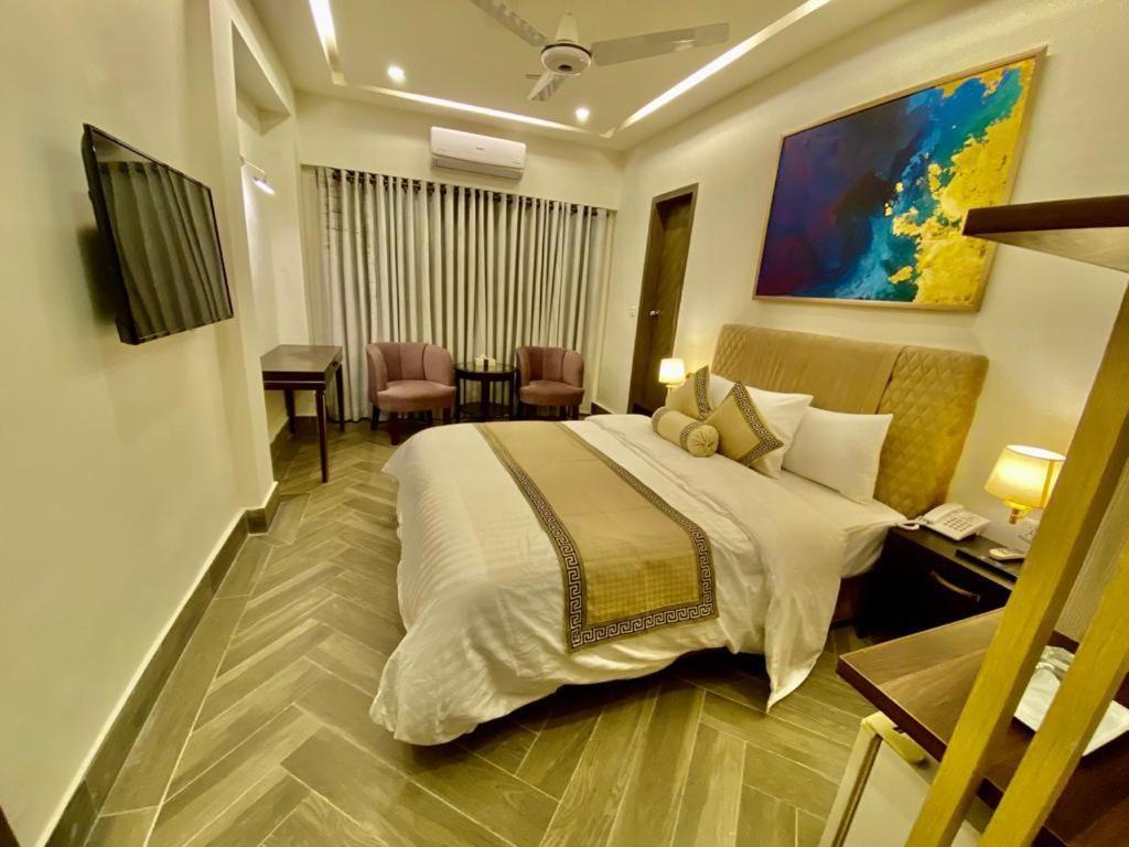 Shelton Hotel Mardan Екстер'єр фото