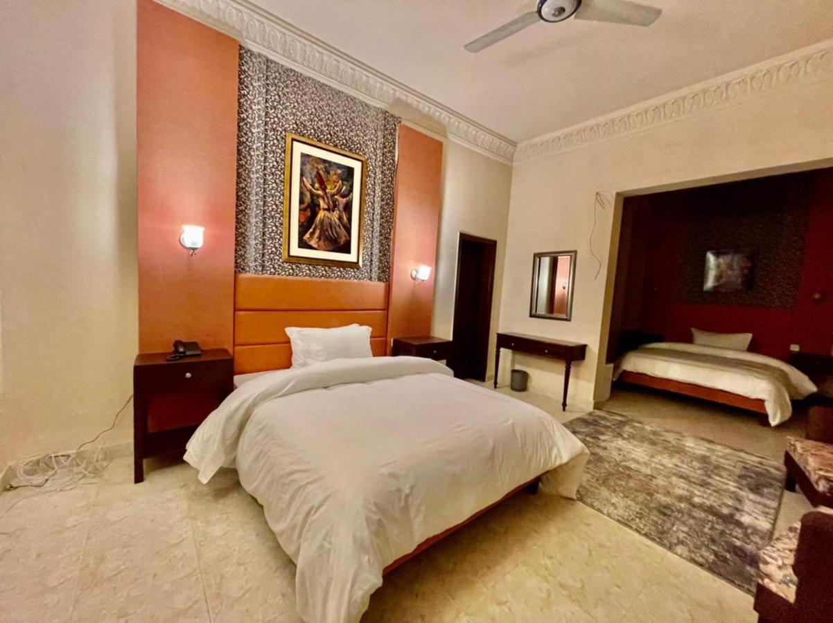 Shelton Hotel Mardan Екстер'єр фото