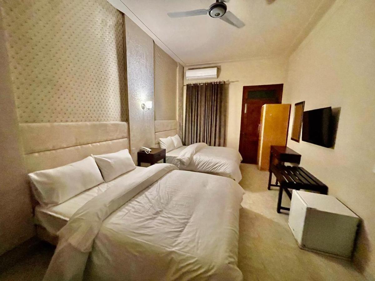 Shelton Hotel Mardan Екстер'єр фото